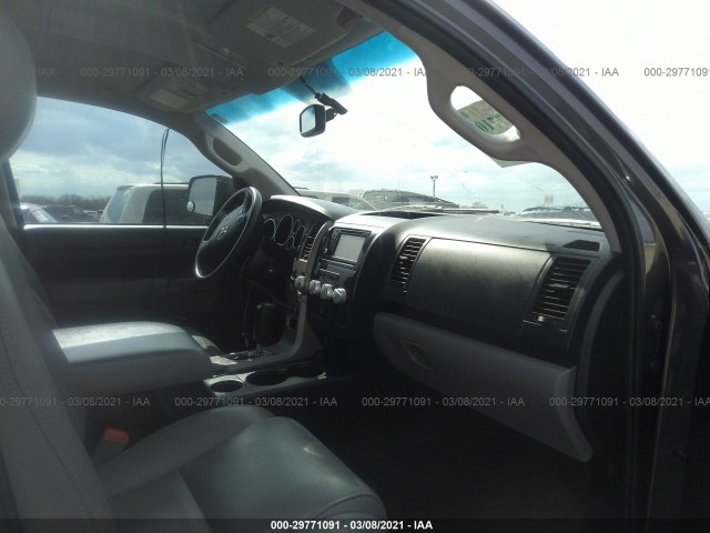 Photo 4 VIN: 5TFDW5F19CX264200 - TOYOTA TUNDRA 4WD TRUCK 