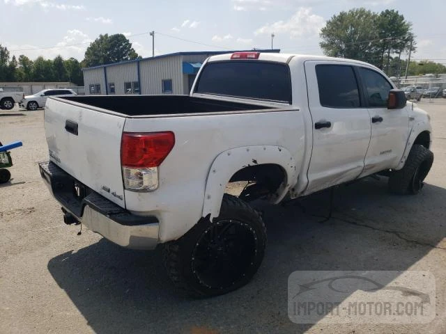 Photo 2 VIN: 5TFDW5F19DX284206 - TOYOTA TUNDRA 