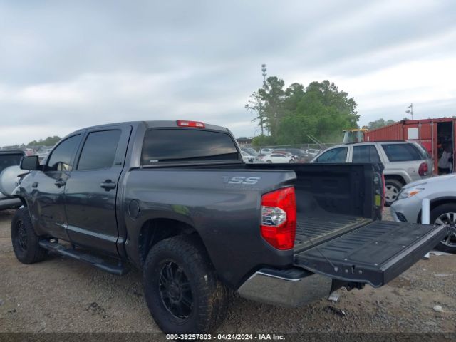 Photo 2 VIN: 5TFDW5F19EX381584 - TOYOTA TUNDRA 