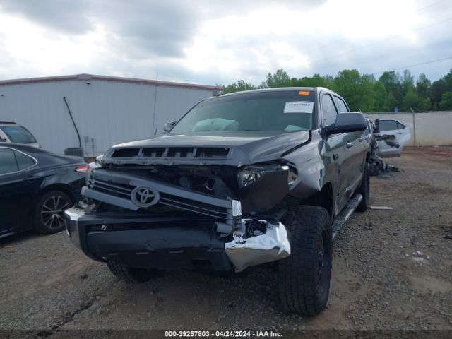 Photo 5 VIN: 5TFDW5F19EX381584 - TOYOTA TUNDRA 