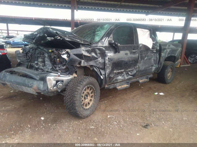 Photo 1 VIN: 5TFDW5F19EX401638 - TOYOTA TUNDRA 4WD TRUCK 