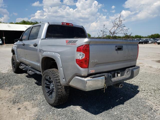 Photo 2 VIN: 5TFDW5F19FX474137 - TOYOTA TUNDRA CRE 