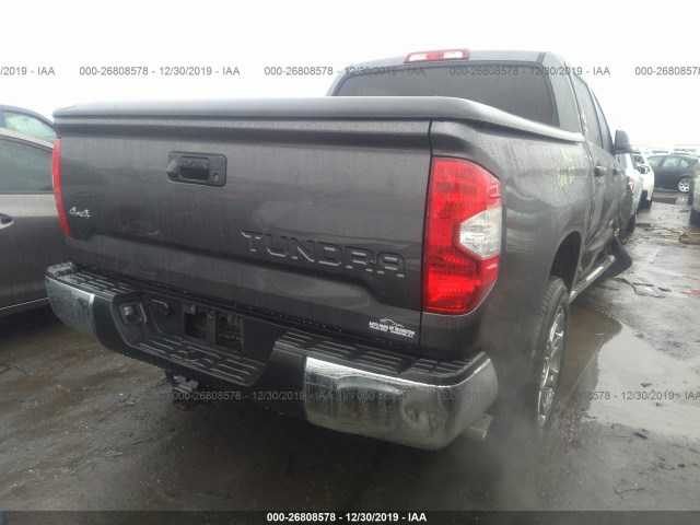 Photo 3 VIN: 5TFDW5F19GX517960 - TOYOTA TUNDRA 4WD TRUCK 