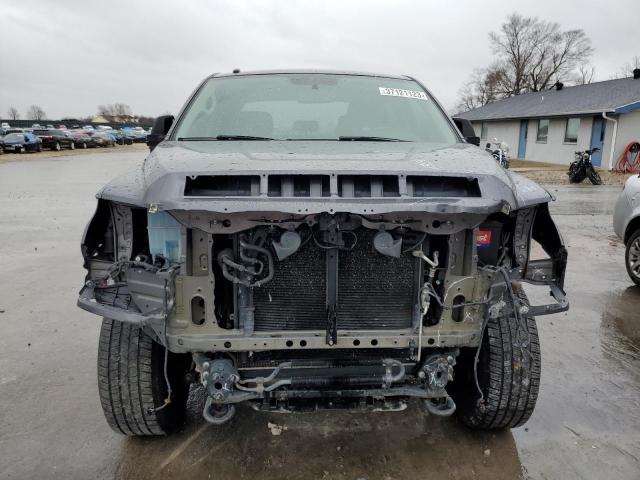 Photo 4 VIN: 5TFDW5F19GX545533 - TOYOTA TUNDRA CRE 