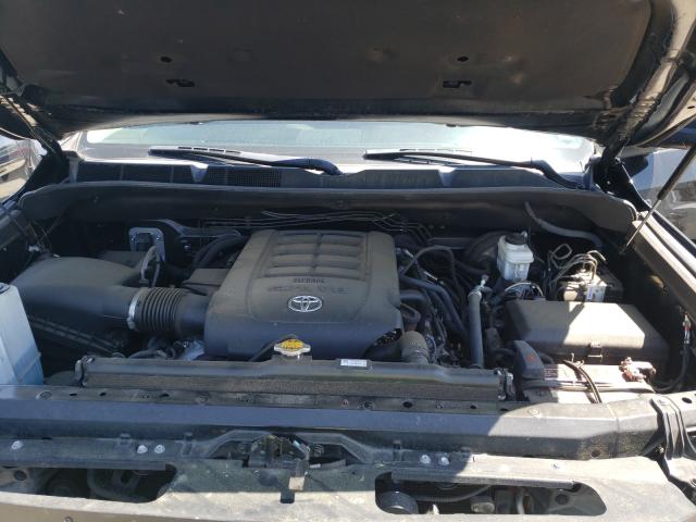 Photo 6 VIN: 5TFDW5F19HX614898 - TOYOTA TUNDRA CRE 