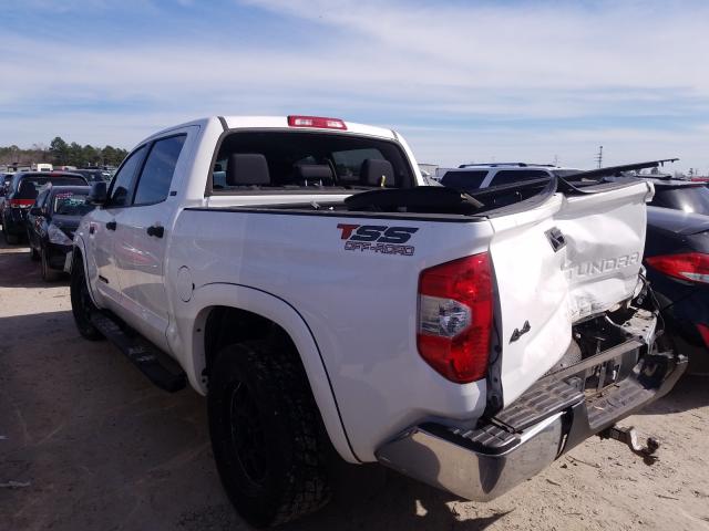 Photo 2 VIN: 5TFDW5F19HX629059 - TOYOTA TUNDRA CRE 