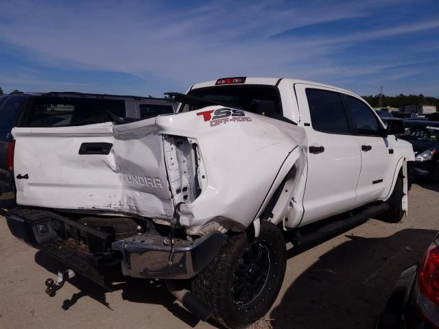 Photo 3 VIN: 5TFDW5F19HX629059 - TOYOTA TUNDRA CRE 