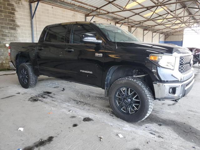 Photo 3 VIN: 5TFDW5F19JX722959 - TOYOTA TUNDRA 