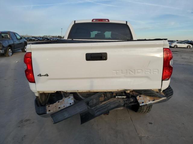 Photo 5 VIN: 5TFDW5F19JX766735 - TOYOTA TUNDRA 