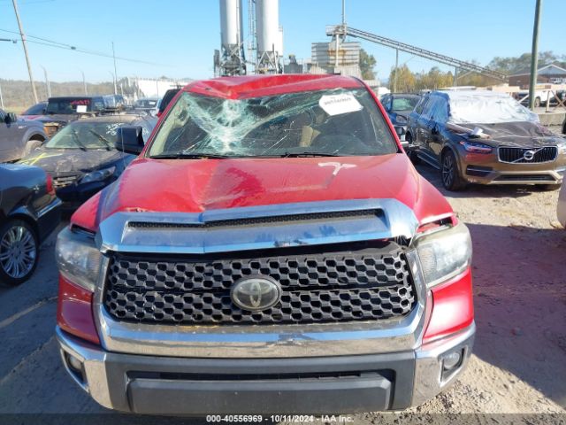 Photo 5 VIN: 5TFDW5F19KX794469 - TOYOTA TUNDRA 