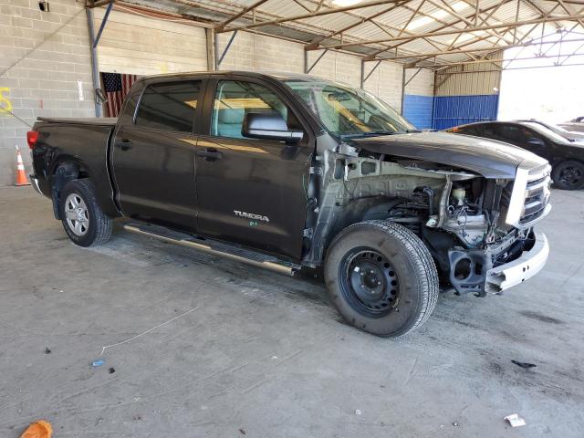 Photo 3 VIN: 5TFDW5F1XBX182328 - TOYOTA TUNDRA CRE 