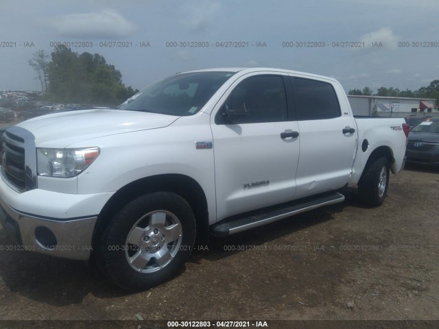 Photo 5 VIN: 5TFDW5F1XBX190073 - TOYOTA TUNDRA 4WD TRUCK 