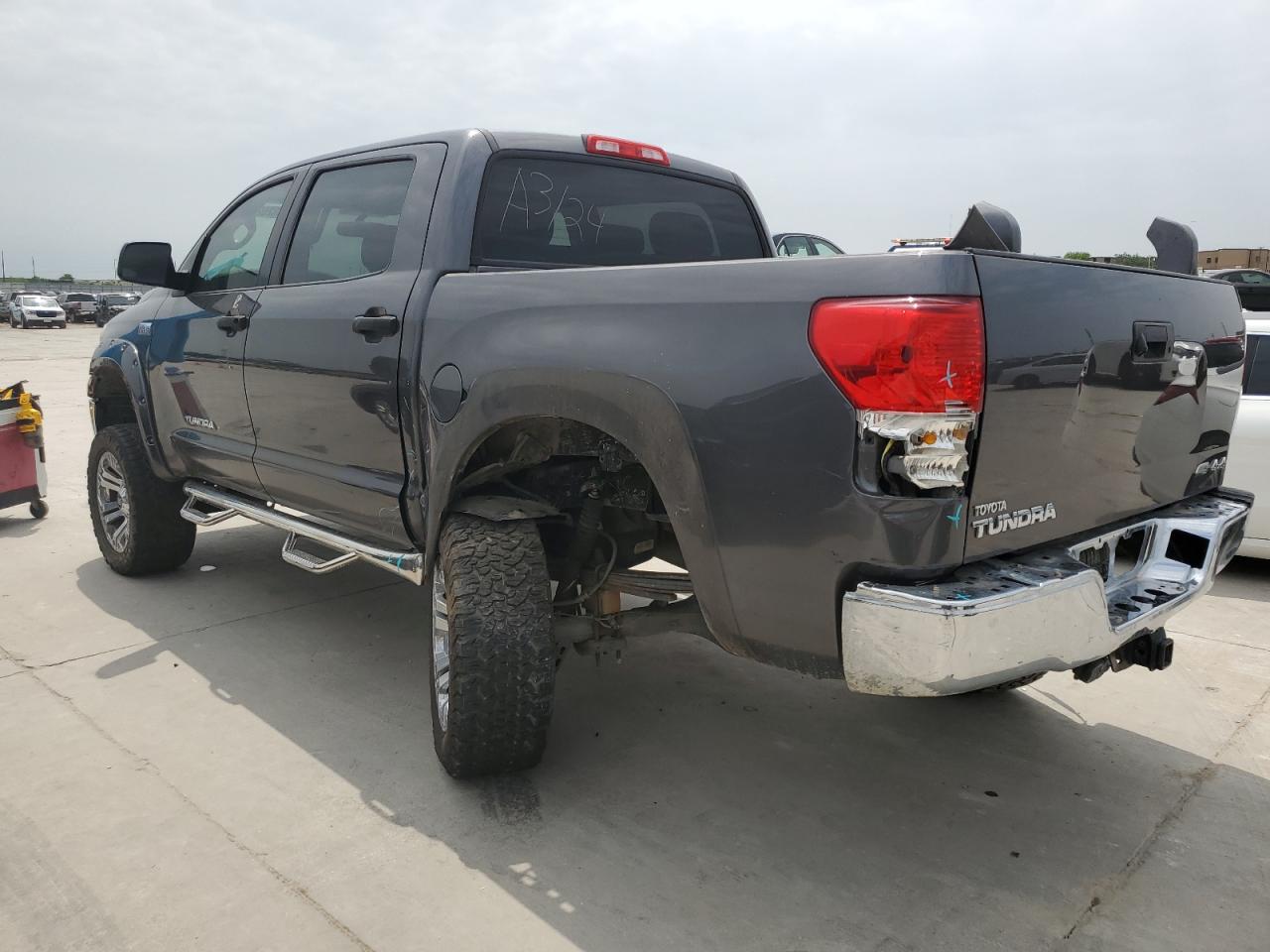 Photo 1 VIN: 5TFDW5F1XCX216673 - TOYOTA TUNDRA 