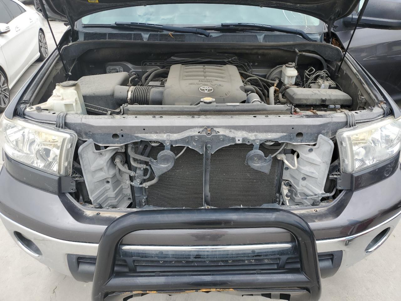 Photo 10 VIN: 5TFDW5F1XCX216673 - TOYOTA TUNDRA 