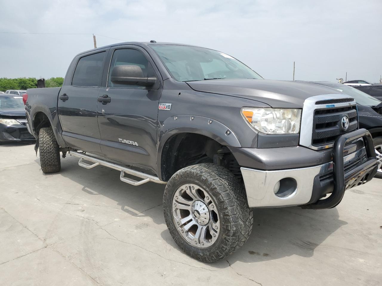 Photo 3 VIN: 5TFDW5F1XCX216673 - TOYOTA TUNDRA 