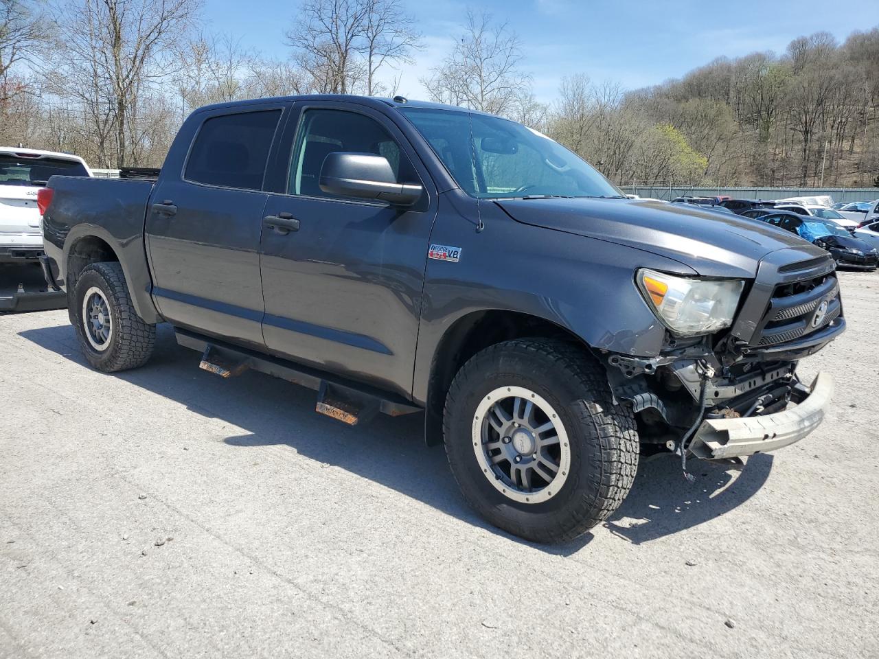 Photo 3 VIN: 5TFDW5F1XDX283047 - TOYOTA TUNDRA 