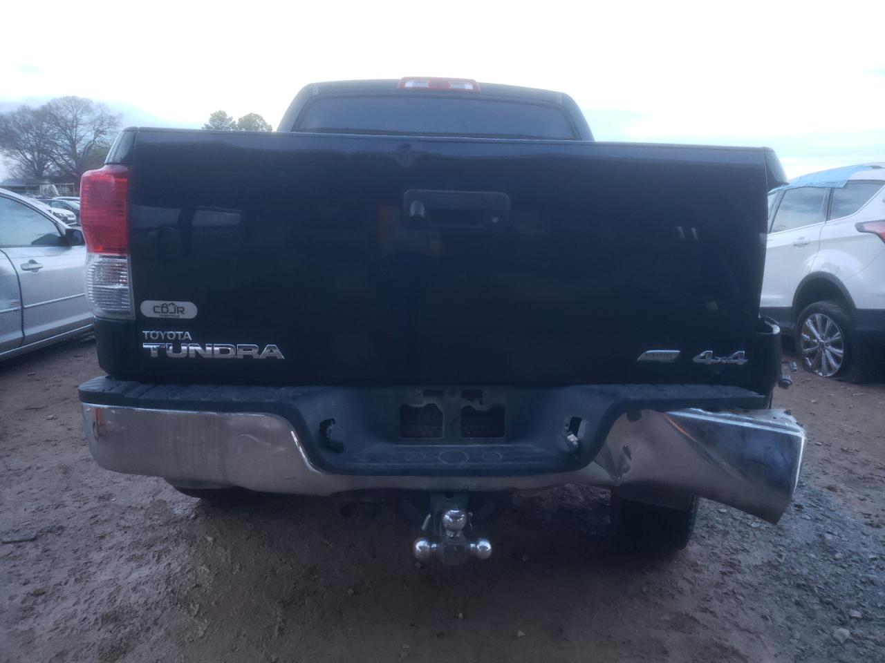 Photo 5 VIN: 5TFDW5F1XDX313986 - TOYOTA TUNDRA 