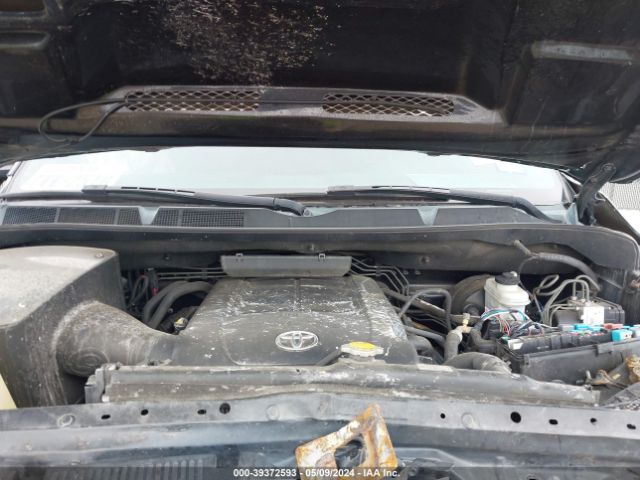 Photo 9 VIN: 5TFDW5F1XFX423794 - TOYOTA TUNDRA 