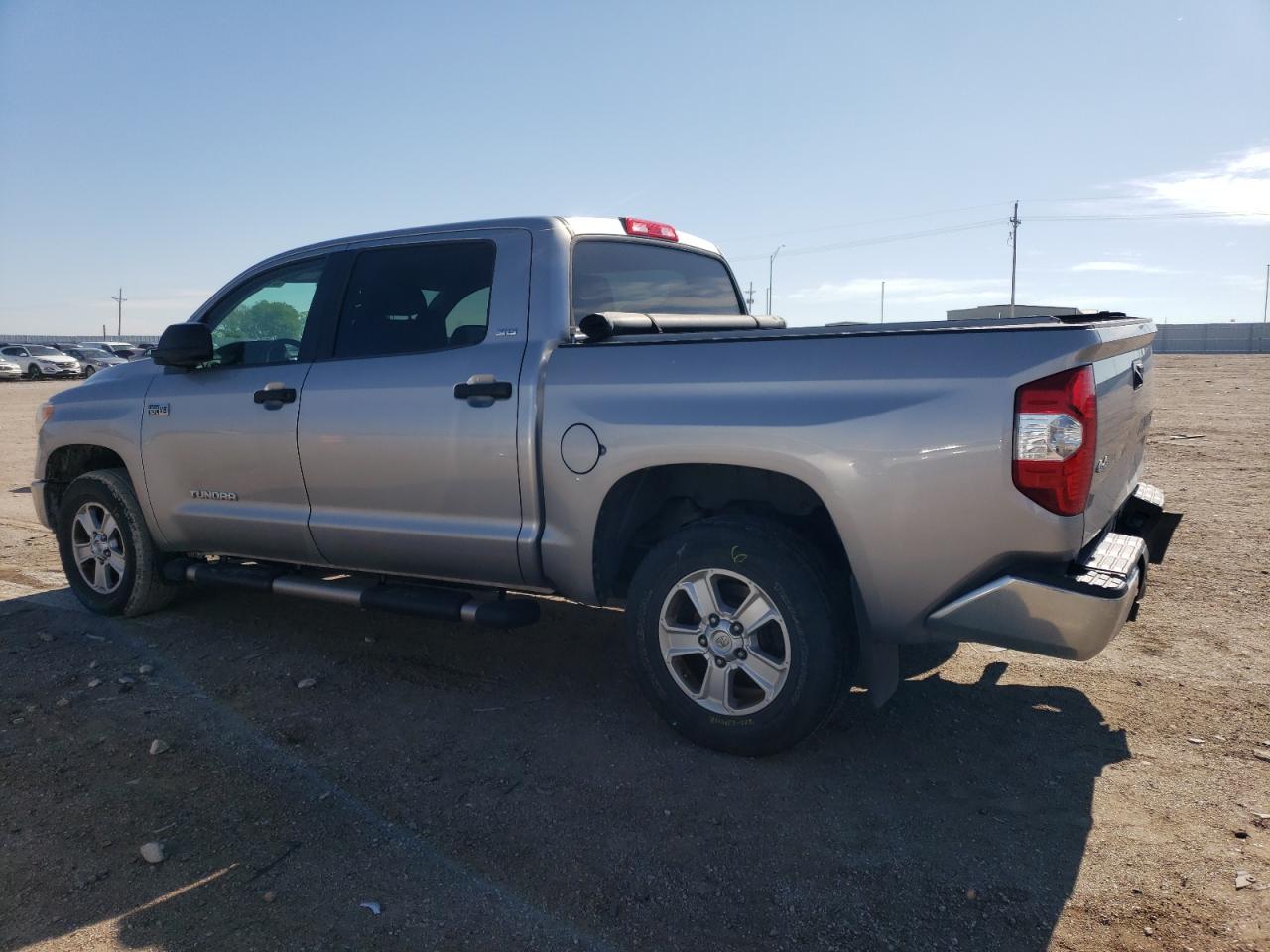 Photo 1 VIN: 5TFDW5F1XFX439770 - TOYOTA TUNDRA 