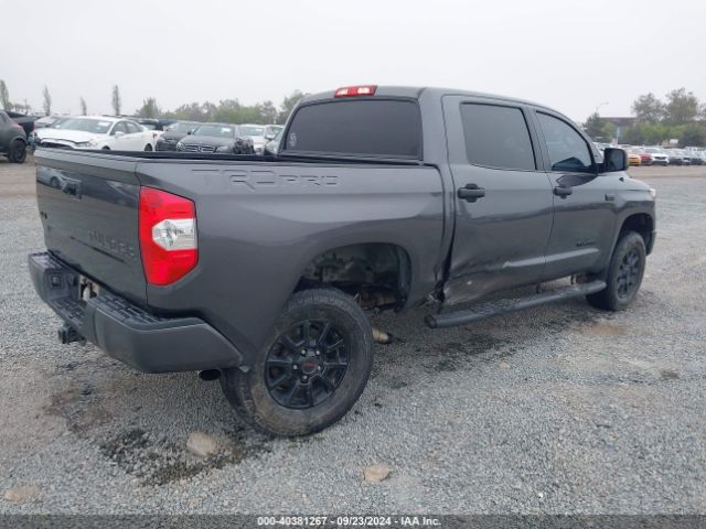 Photo 3 VIN: 5TFDW5F1XGX532404 - TOYOTA TUNDRA 