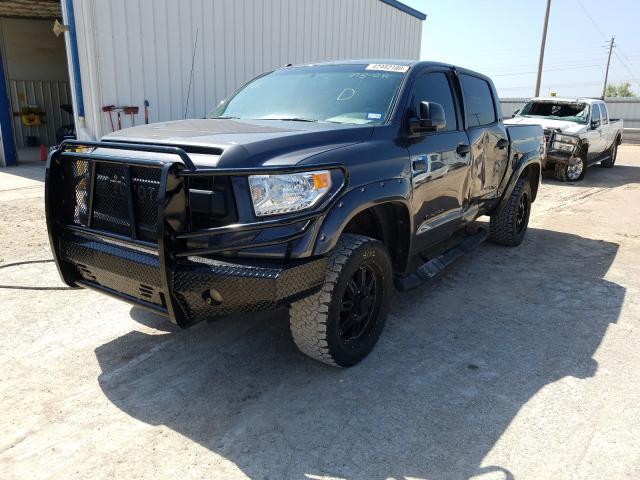 Photo 1 VIN: 5TFDW5F1XHX611282 - TOYOTA TUNDRA CRE 