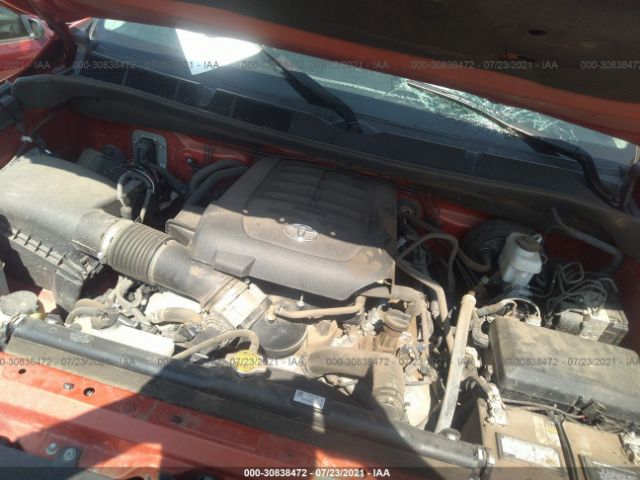 Photo 9 VIN: 5TFDW5F1XHX634741 - TOYOTA TUNDRA 4WD 