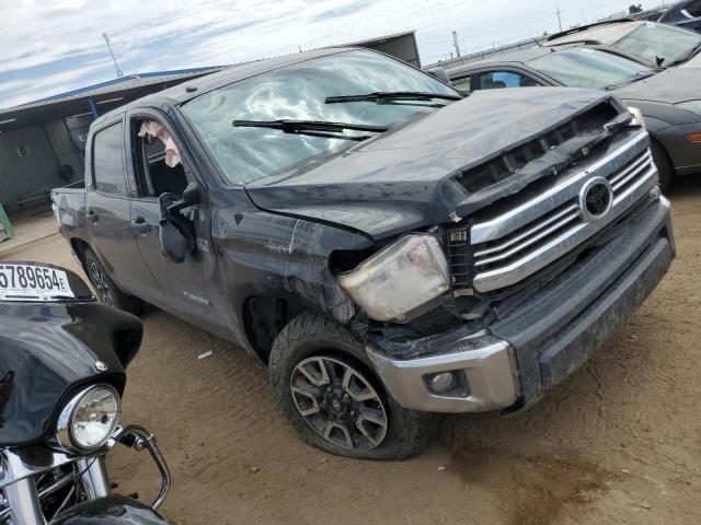 Photo 3 VIN: 5TFDW5F1XHX673023 - TOYOTA TUNDRA CRE 