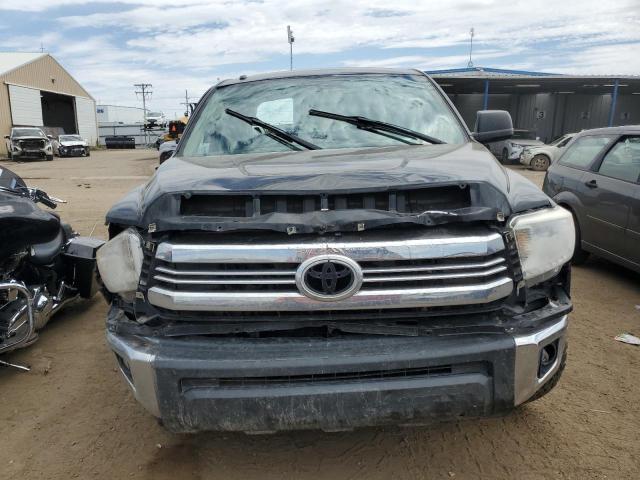 Photo 4 VIN: 5TFDW5F1XHX673023 - TOYOTA TUNDRA CRE 