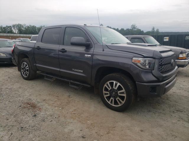 Photo 3 VIN: 5TFDW5F1XJX762824 - TOYOTA TUNDRA 