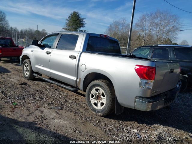 Photo 2 VIN: 5TFDY5F10AX101877 - TOYOTA TUNDRA 