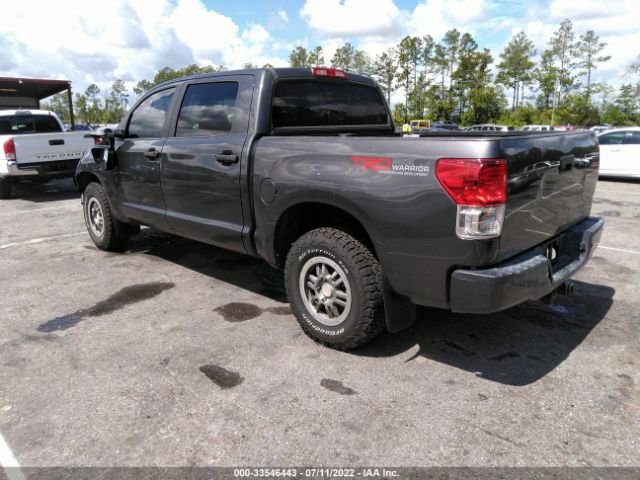 Photo 2 VIN: 5TFDY5F10CX264614 - TOYOTA TUNDRA 4WD TRUCK 