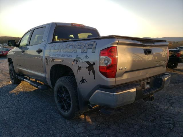 Photo 2 VIN: 5TFDY5F10EX404549 - TOYOTA TUNDRA CRE 