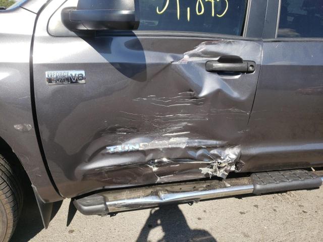 Photo 8 VIN: 5TFDY5F10FX430909 - TOYOTA TUNDRA CRE 