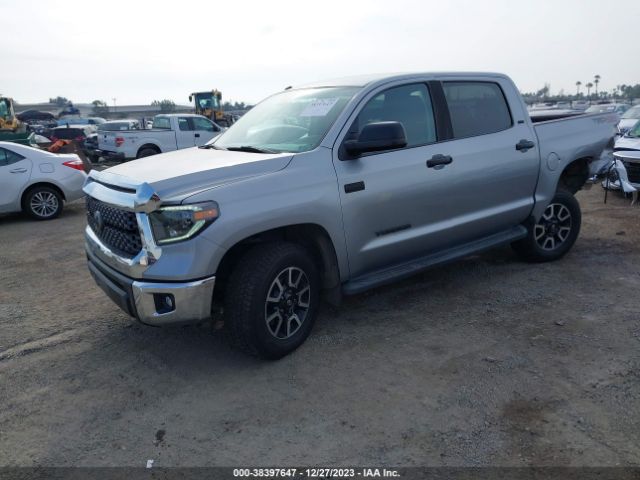 Photo 1 VIN: 5TFDY5F10KX835663 - TOYOTA TUNDRA 