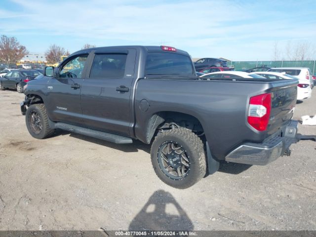 Photo 2 VIN: 5TFDY5F10KX854732 - TOYOTA TUNDRA 