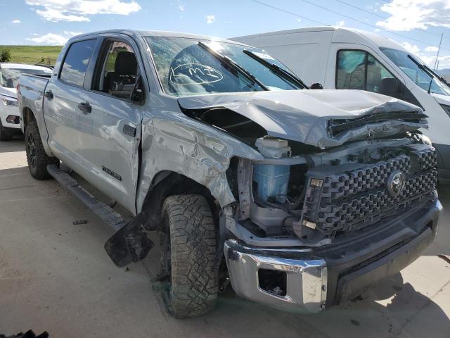 Photo 3 VIN: 5TFDY5F10LX879860 - TOYOTA TUNDRA CRE 