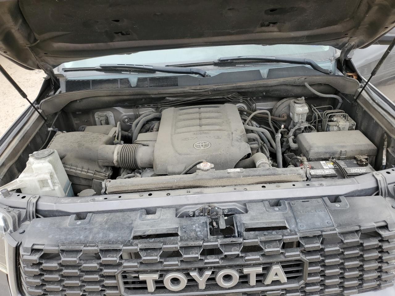 Photo 10 VIN: 5TFDY5F10LX911982 - TOYOTA TUNDRA 