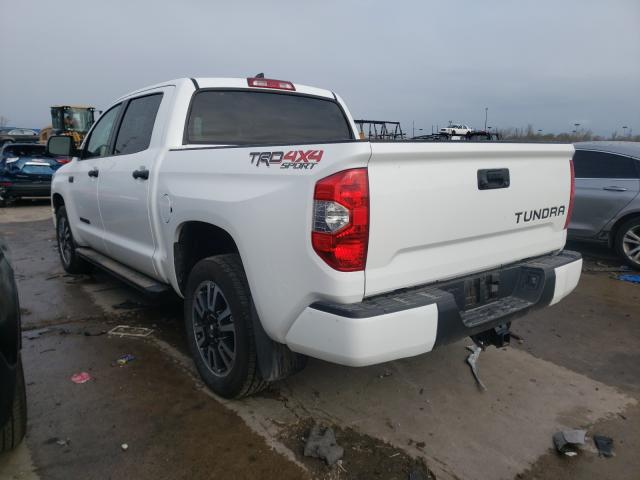 Photo 2 VIN: 5TFDY5F10LX946800 - TOYOTA TUNDRA CRE 