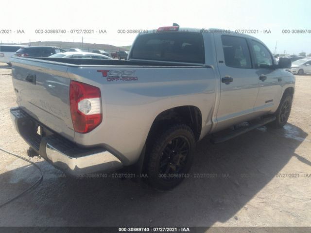 Photo 3 VIN: 5TFDY5F10MX970497 - TOYOTA TUNDRA 4WD 