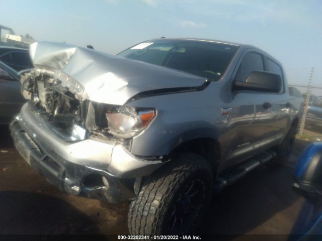 Photo 1 VIN: 5TFDY5F11CX225160 - TOYOTA TUNDRA 4WD TRUCK 