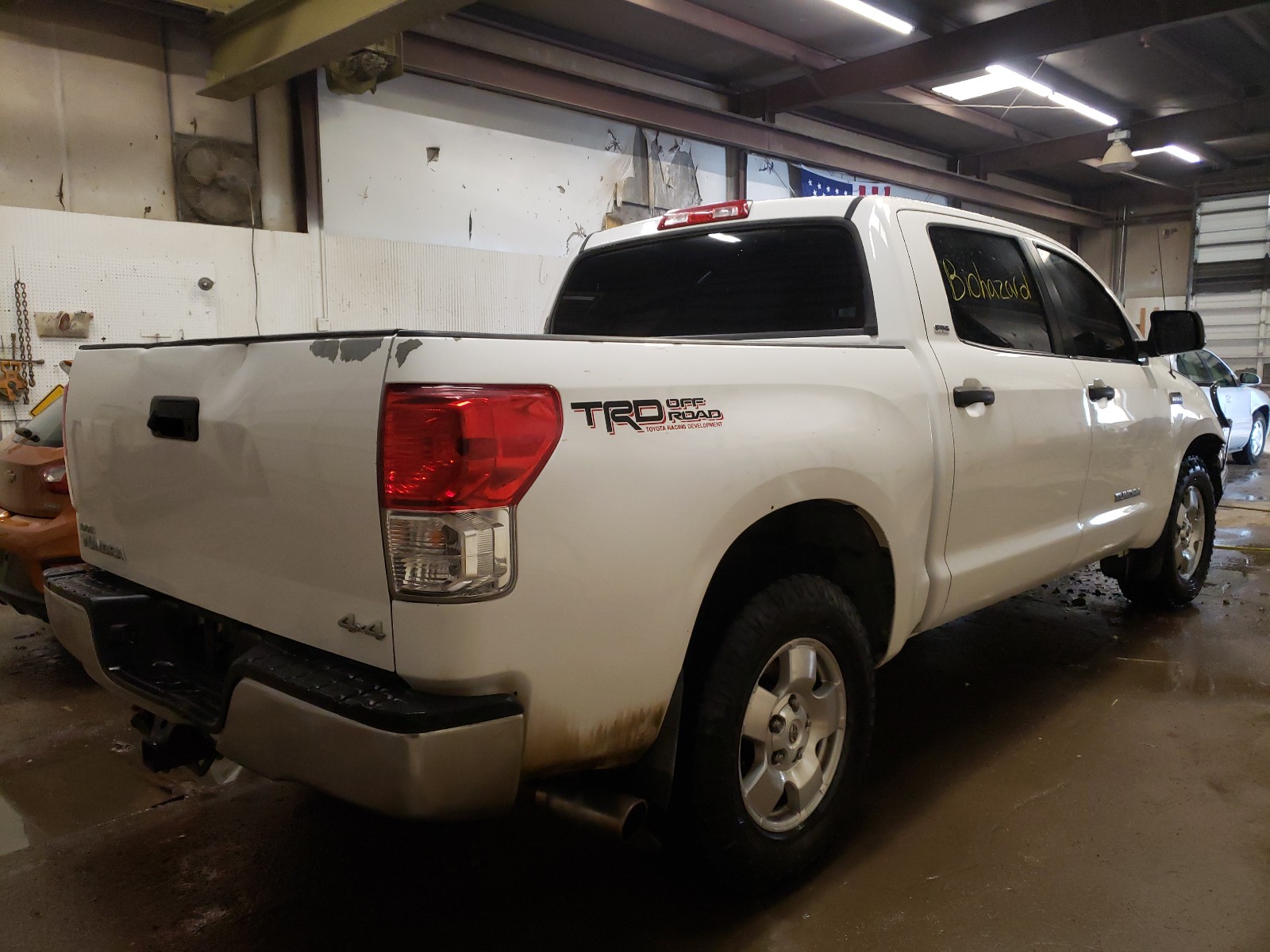 Photo 3 VIN: 5TFDY5F11CX251144 - TOYOTA TUNDRA CRE 