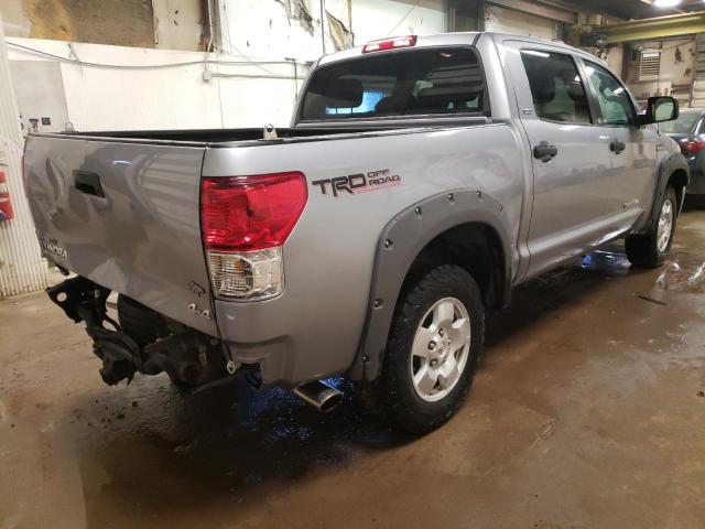 Photo 3 VIN: 5TFDY5F11CX268817 - TOYOTA TUNDRA CRE 