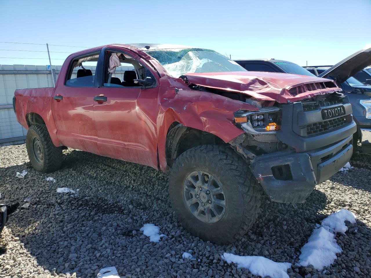 Photo 3 VIN: 5TFDY5F11EX372923 - TOYOTA TUNDRA 