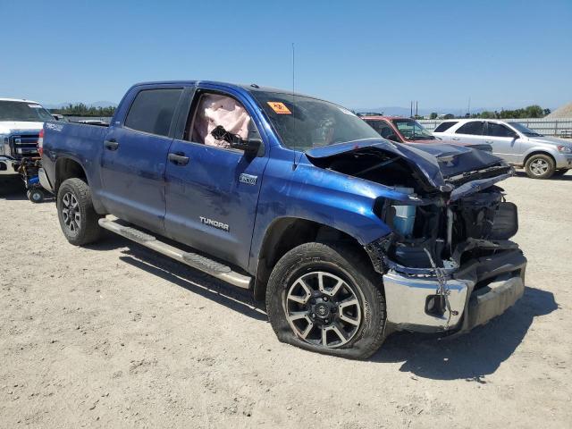 Photo 3 VIN: 5TFDY5F11FX460758 - TOYOTA TUNDRA CRE 