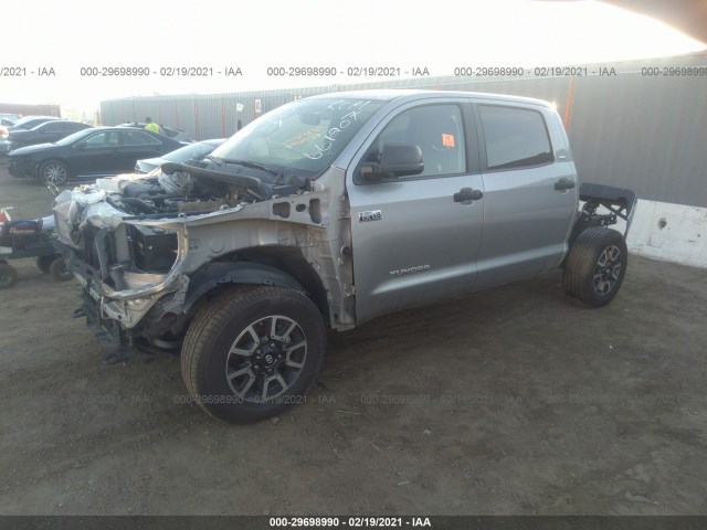 Photo 1 VIN: 5TFDY5F11HX661207 - TOYOTA TUNDRA 4WD 