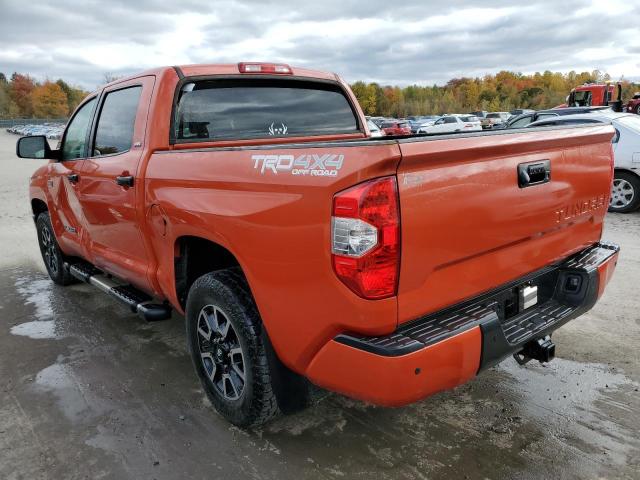 Photo 2 VIN: 5TFDY5F11JX685965 - TOYOTA TUNDRA CRE 