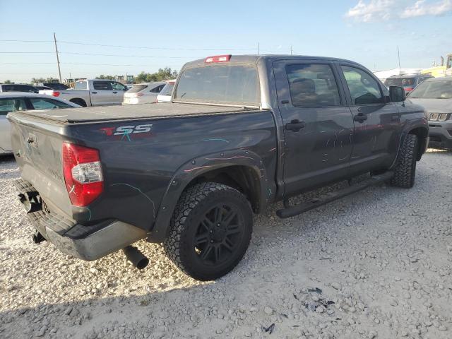 Photo 2 VIN: 5TFDY5F11KX778017 - TOYOTA TUNDRA CRE 