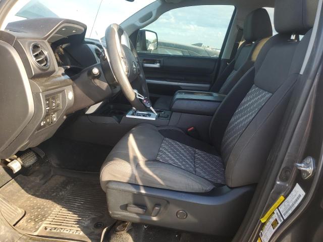 Photo 6 VIN: 5TFDY5F11KX778017 - TOYOTA TUNDRA CRE 