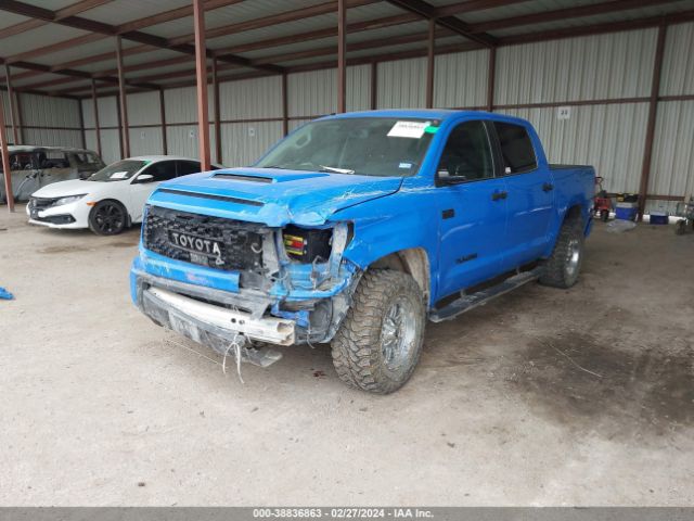 Photo 1 VIN: 5TFDY5F11KX821352 - TOYOTA TUNDRA 