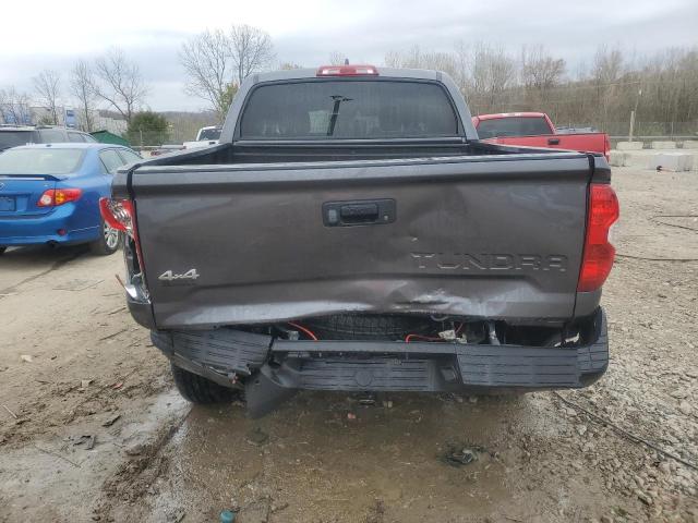 Photo 5 VIN: 5TFDY5F11LX883979 - TOYOTA TUNDRA CRE 